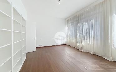 Apartment 6 rooms - image - 8