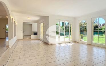 Einfamilienhaus 6.5 Zimmer - image - 3