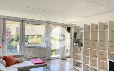 Furnished flat 5 rooms - image - 3