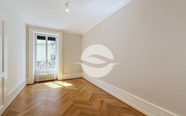 Apartment 6 rooms - image - 8