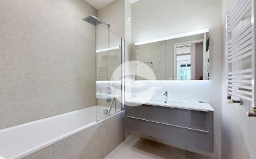 Apartment 6 rooms - image - 10