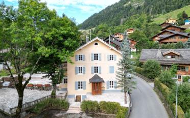 Einfamilienhaus 9 Zimmer - image - 1