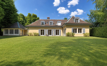 Villa 9.5 pièces - image - 1