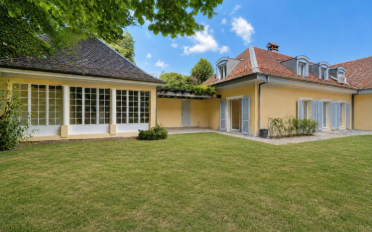 Villa 9.5 pièces - image - 9