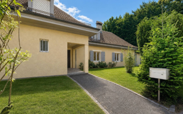 Villa 9.5 pièces - image - 11