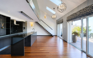 Attic flat 5.5 rooms - image - 1