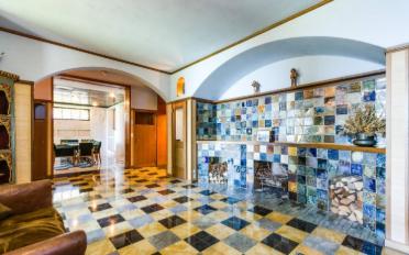 Single house 15 rooms - image - 9