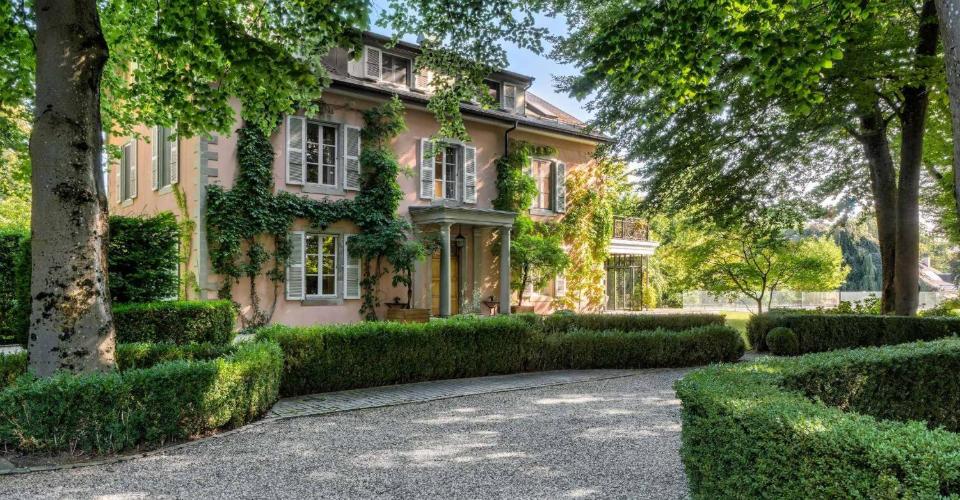 Propriété d'exception à deux pas du lac Léman