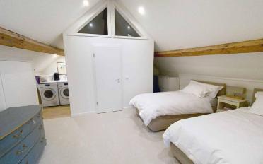 Apartment 4.5 rooms - image - 10