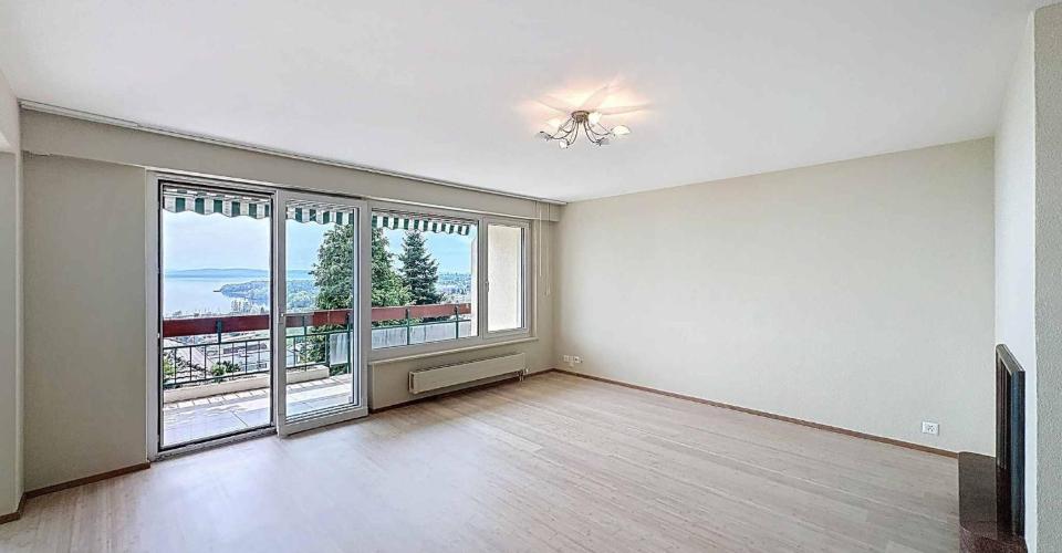 Élégant 4.5 pièces avec balcon à Auvernier, entre lac et vignobles