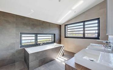 Villa 7.5 Zimmer - image - 5