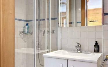 Furnished flat 4.5 rooms - image - 7