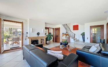 Villa 7.5 pièces - image - 1