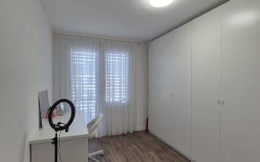 Apartment 4 rooms - image - 7