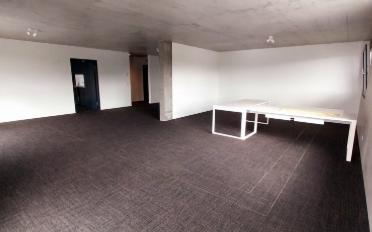 Office - image - 4
