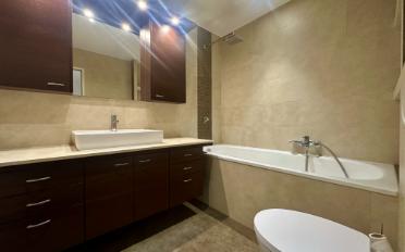 Apartment 4 rooms - image - 8