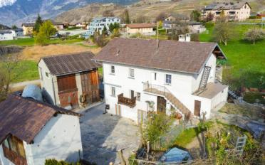 Immeuble résidentiel 10.5 pièces - image - 3