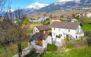 Immeuble résidentiel 10.5 pièces - image - 5