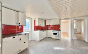 Single house 8 rooms - image - 4