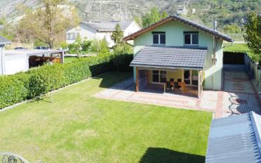 Villa 5.5 Zimmer - image - 1