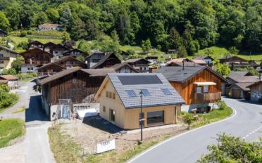 Einfamilienhaus 5.5 Zimmer - image - 1