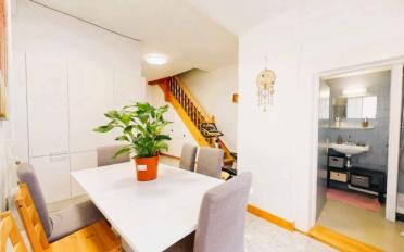 Apartment 5 rooms - image - 1