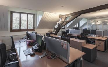 Office - image - 9