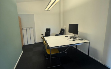 Office - image - 10