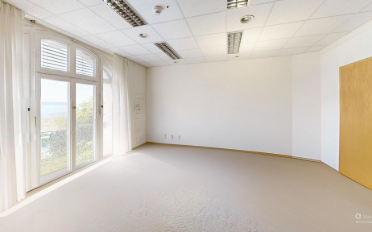 Office - image - 7