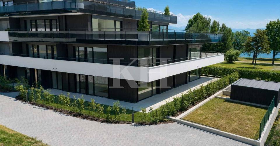 Appartement de 5,5 pièces neuf avec magnifiques finitions en rez de jardin !