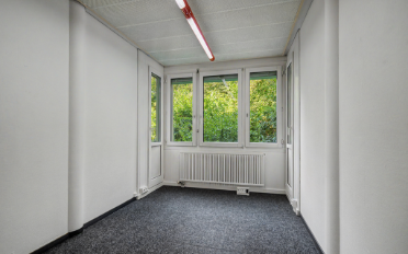 Office - image - 5