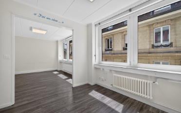 Bureau - image - 8