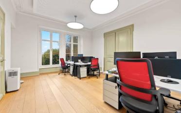 Office - image - 5