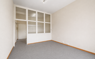 Office - image - 3
