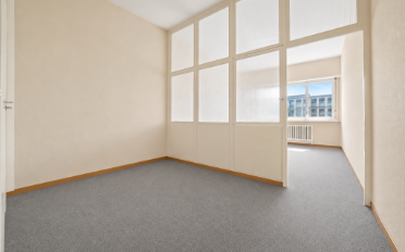Office - image - 1