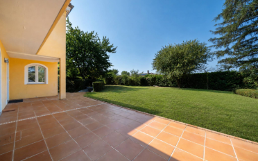 Villa 6 Zimmer - image - 1