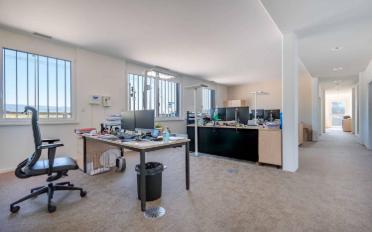 Office - image - 6
