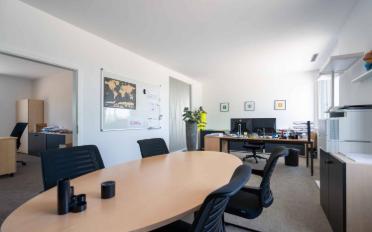 Office - image - 3