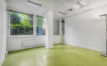 Office - image - 5