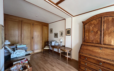 Bureau - image - 3