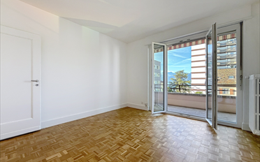 Apartment 4 rooms - image - 1