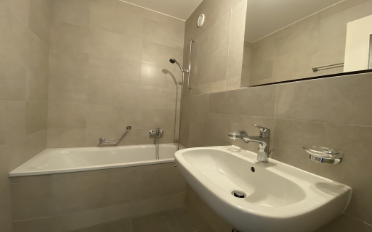 Apartment 3 rooms - image - 4