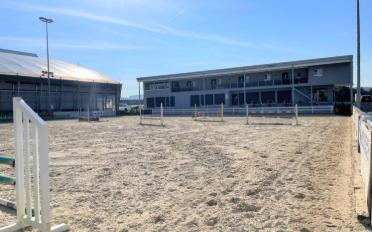 Riding hall - image - 5