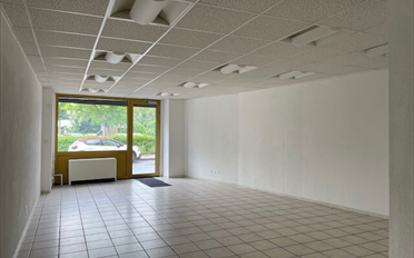 Commercial - image - 4