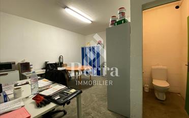 Commercial - image - 9