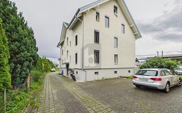 Immeuble résidentiel 17.5 pièces - image - 1