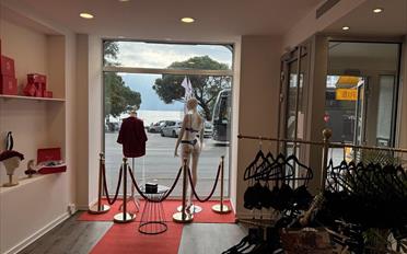 Centre commercial 1 pièce - image - 1