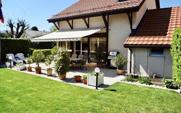 Bifamiliar house 6.5 rooms - image - 1