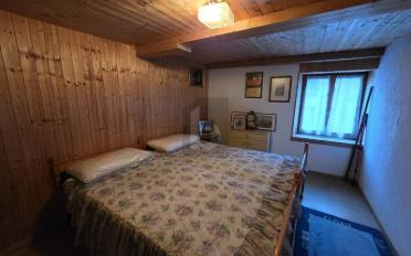 Einfamilienhaus 6.5 Zimmer - image - 2