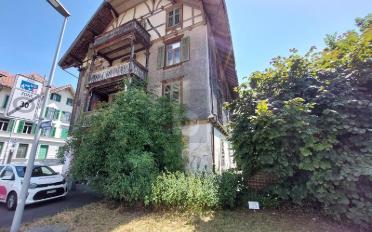 Residential building 18 rooms - image - 1